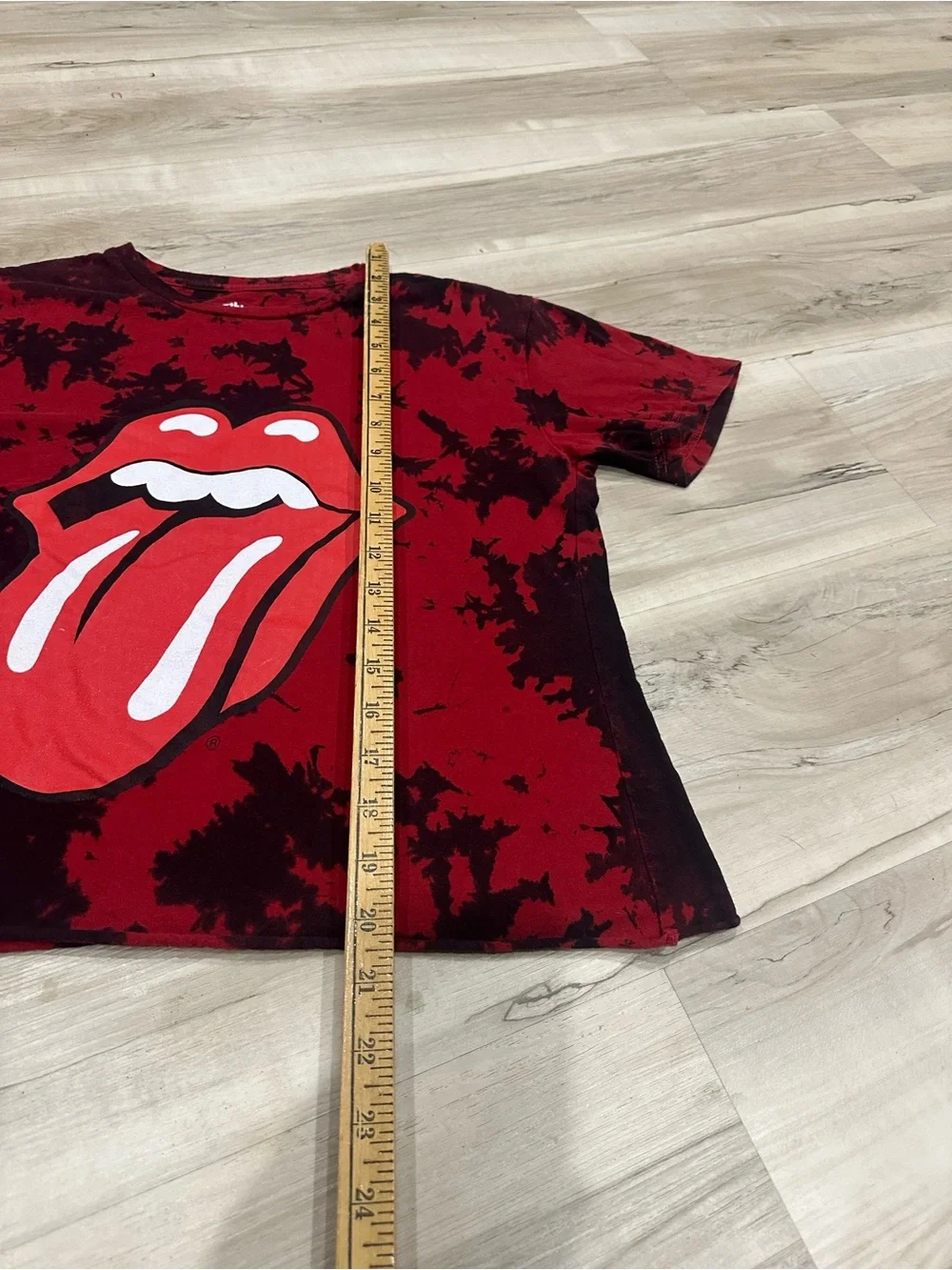 Rolling Stones Tongue Logo T Shirt Women’s Small Red Black Tie Dye band tee
